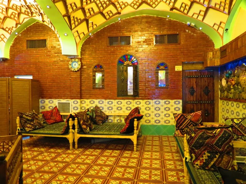 سفره خانه سنتی شفق خلیج فارس